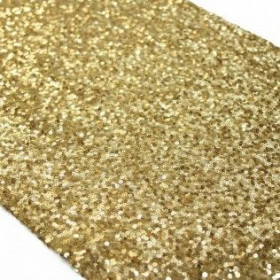 Le chemin de table sequins or