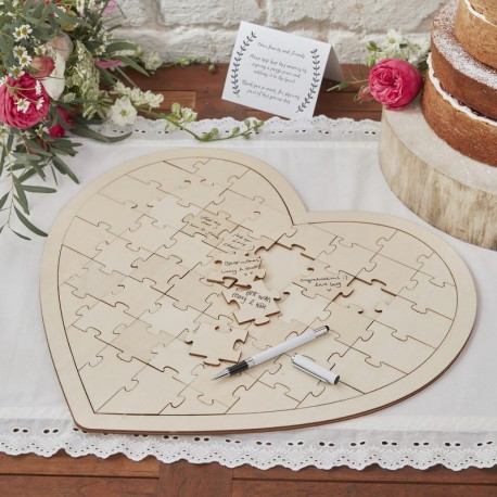 Le puzzle en forme de coeur Le puzzle en forme de coeur