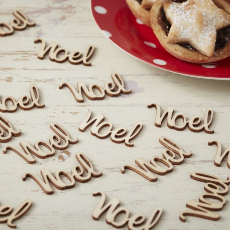 Les confettis de table Noel en bois Les confettis de table Noel en bois