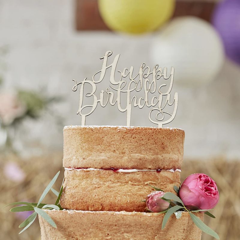 Gâteau biche  Gateau personnalisé, Gateau anniversaire, Gateau