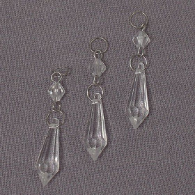 Les 12 pampilles en cristal acrylique