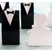 La boîte à dragées les mariés (en carton) par 10