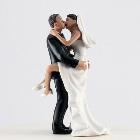 La figurine baiser fougueux couple brun La figurine baiser fougueux couple brun