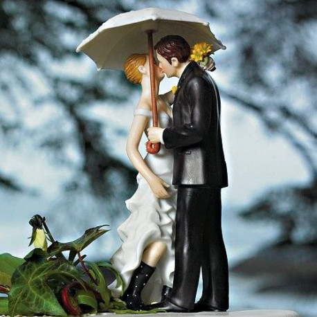 La figurine mariage sous la pluie La figurine mariage sous la pluie