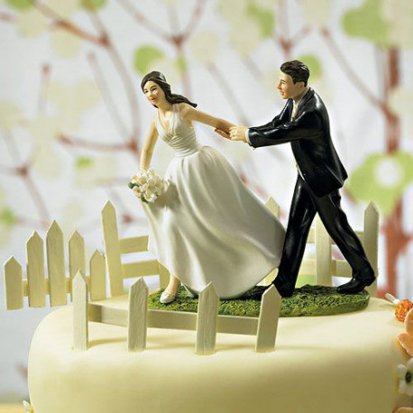 La figurine la mariée courant vers l'autel La figurine la mariée courant vers l'autel